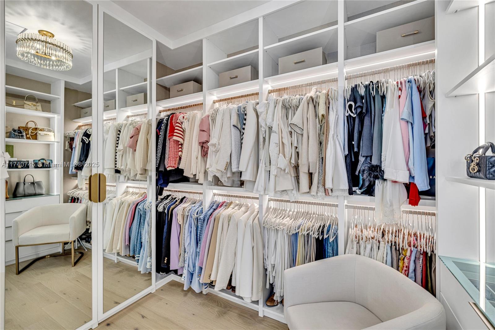 SUNSET LAKES PLAT TWO - Residential