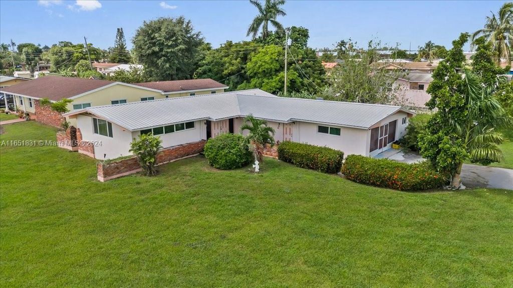 Photo of 800 SE 3rd St, Belle Glade, FL 33430 (MLS # A11651831)