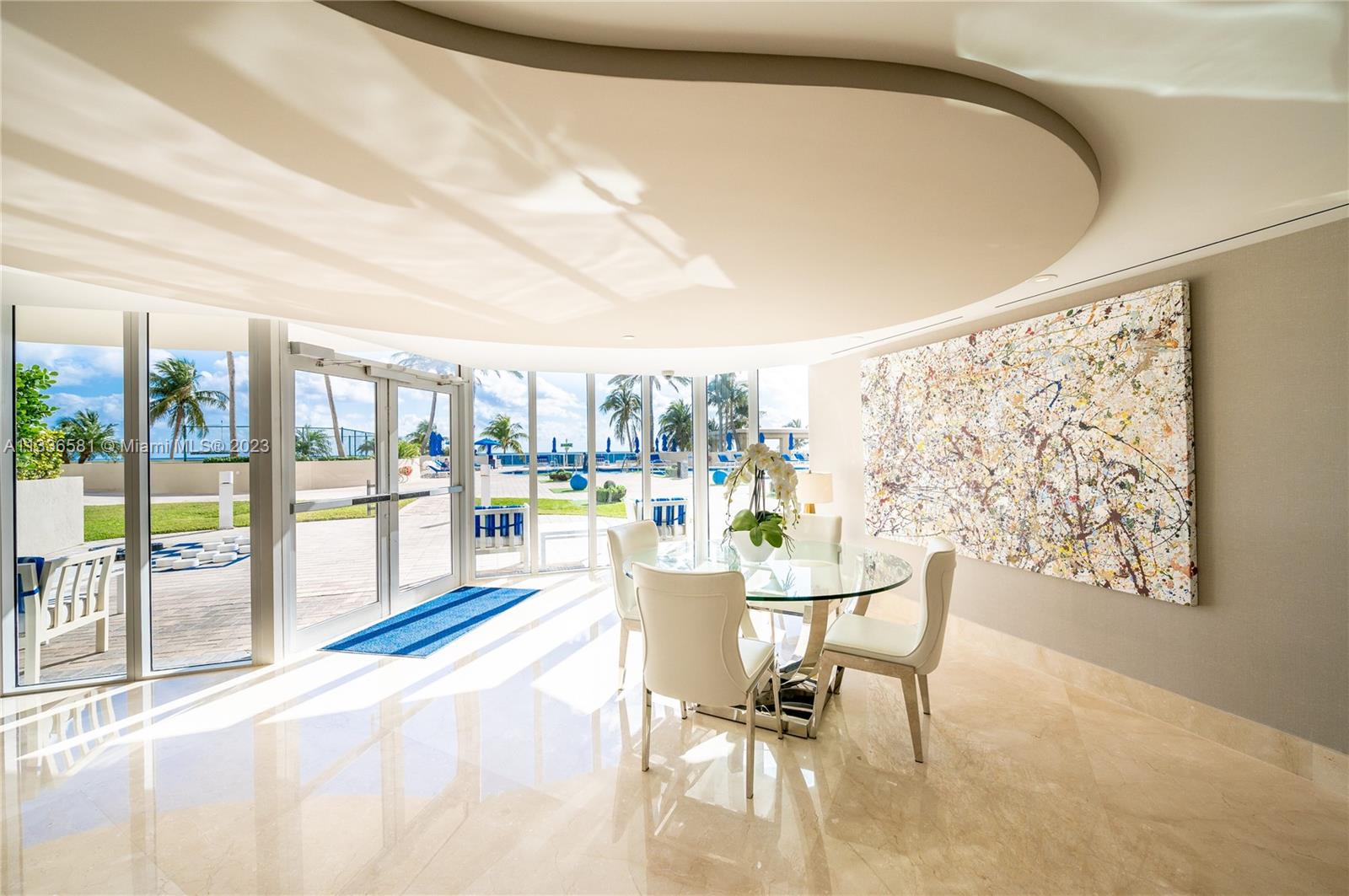 THE PINNACLE CONDO - Residential