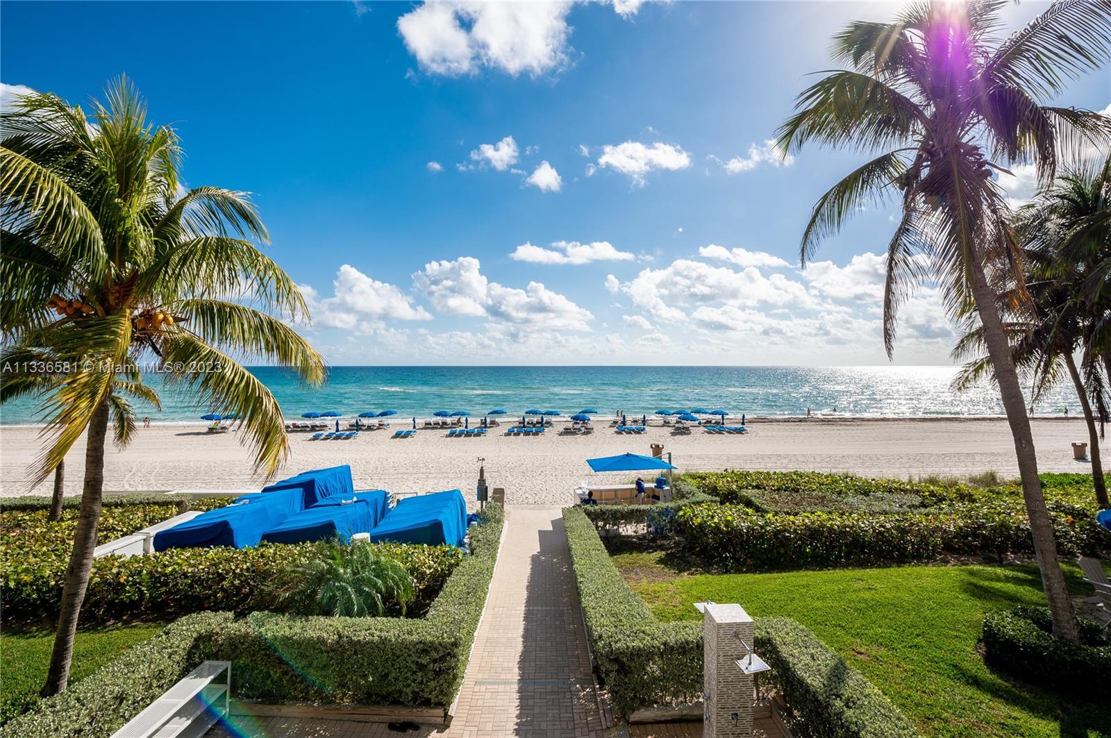 THE PINNACLE CONDO - Residential