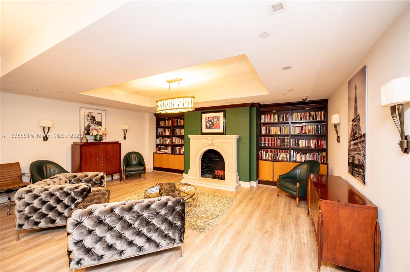 THE PINNACLE CONDO - Residential