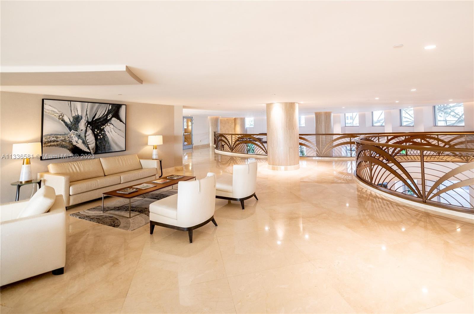 THE PINNACLE CONDO - Residential