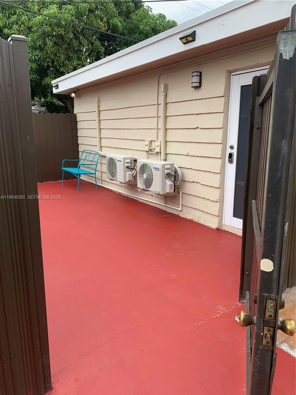 Photo of 707 NE 15th St #A, Fort Lauderdale, FL 33304 (MLS # A11954050)