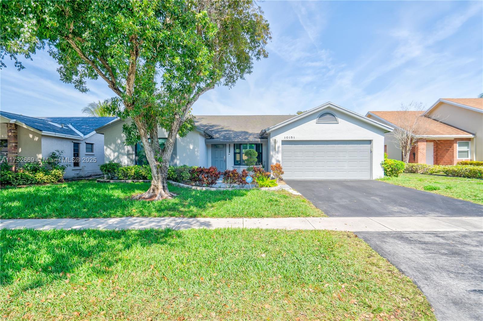 Property for Sale at 10151 Nw 32nd St, Sunrise, Miami-Dade County, Florida - Bedrooms: 3 
Bathrooms: 2  - $648,000