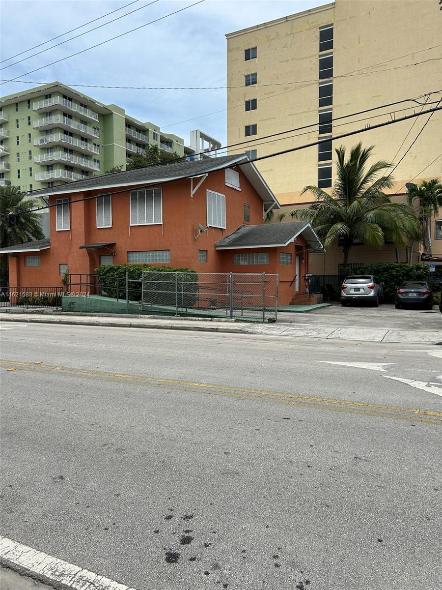 This property is located in Little Havana where there is a steady growth of population requiring high demand for multifamily units, which offer very little vacancy rate. This T6-8-O Zoning makes of this property a development opportunity for a building of 8 + stories high. Currently these two story free standing building is being used as office space. However, it has the potential for 2 large 2 bedrooms/1 bath apartments on first floor. and an efficiency. The second floor has a very large 2 bedrooms /2 bathrooms apartment. Located on 12 Ave and 2 block from Flagler, Near Marlins stadium, 836 expressway, Jackson and UM medical center, Downtown Miami and Brickell. Owner finance is possible with 50% down. DO'NT DISTURVE TENANT.