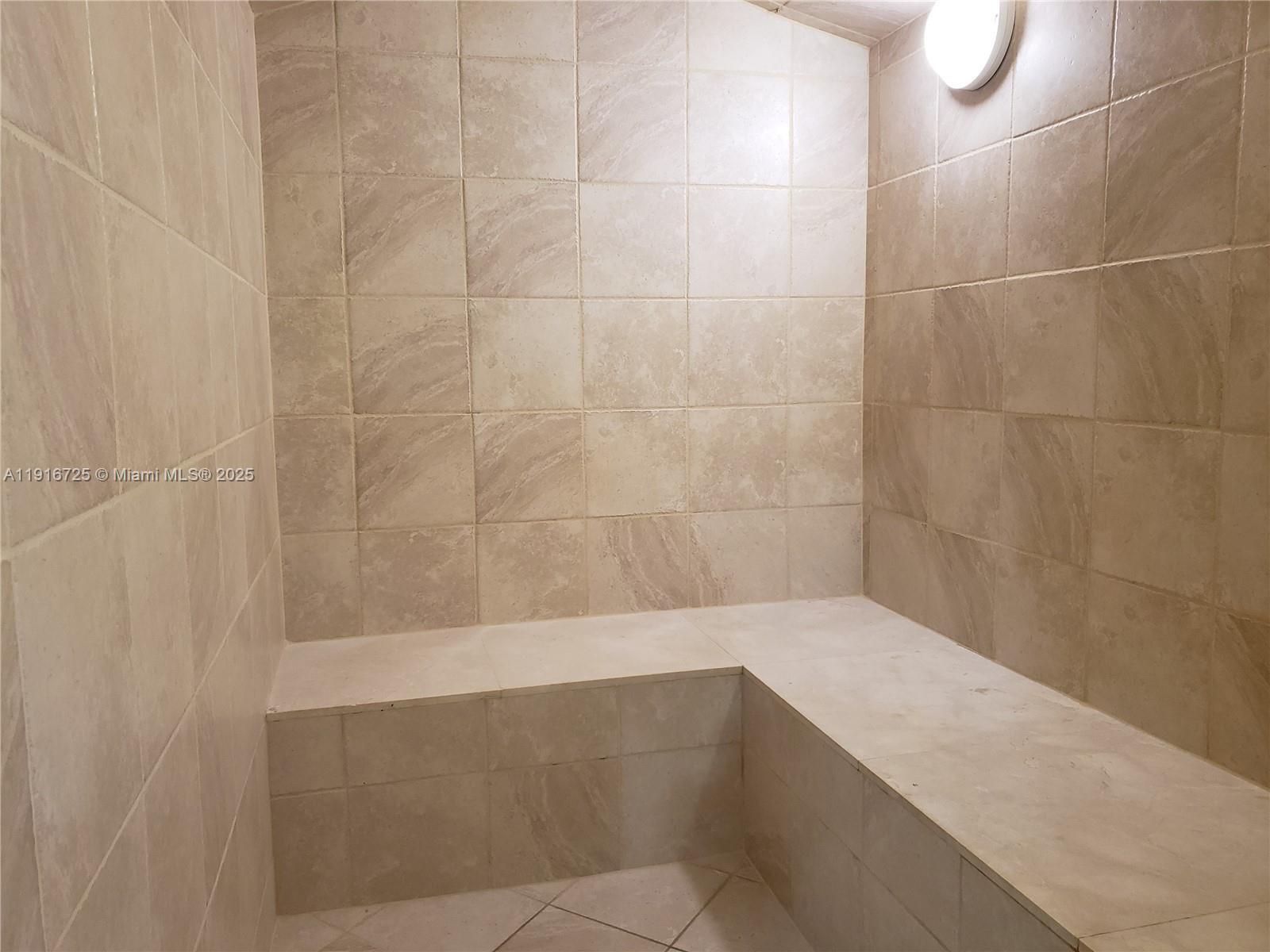 PARKER PLAZA CONDO ESTATE - Residential Lease