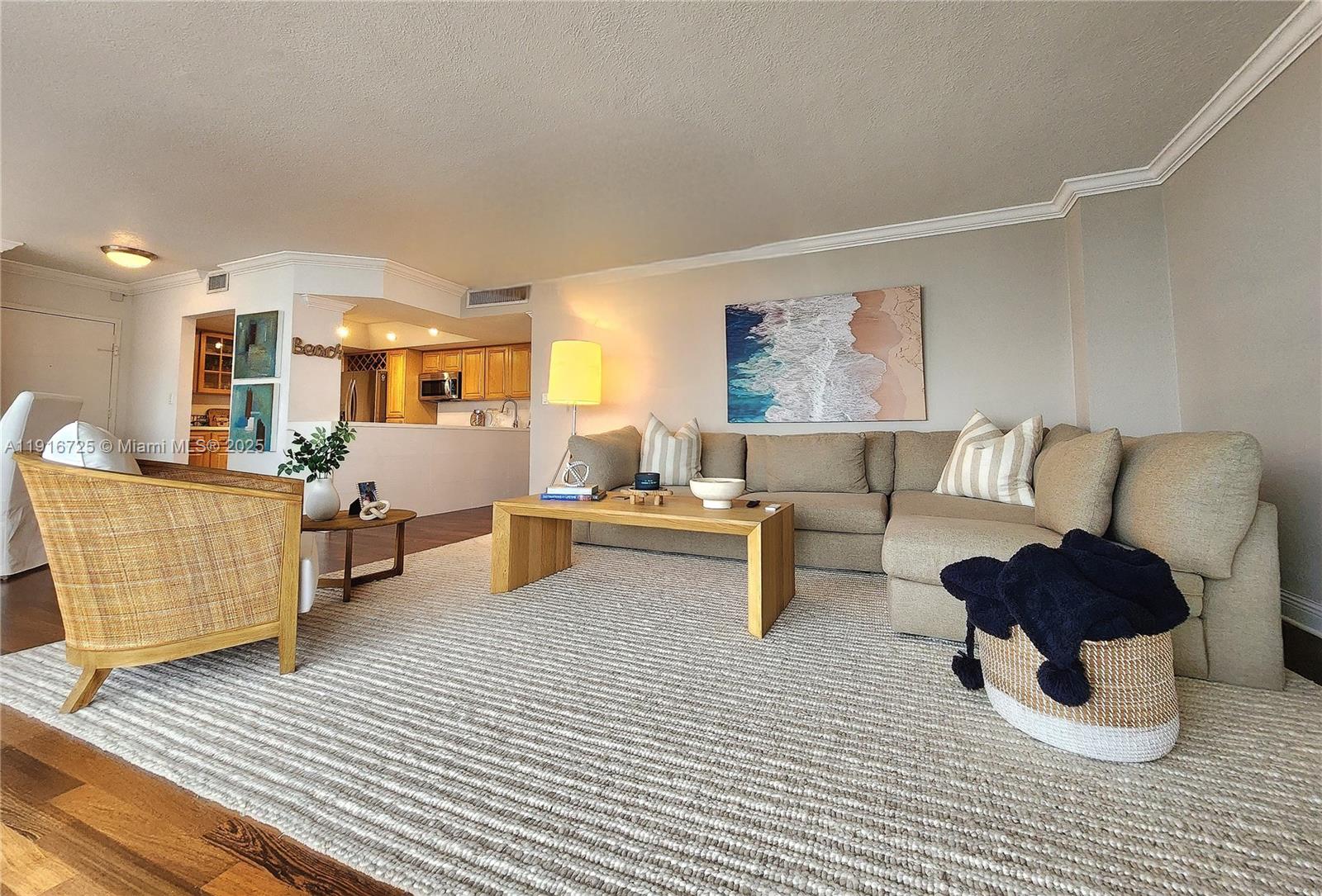 PARKER PLAZA CONDO ESTATE - Residential Lease