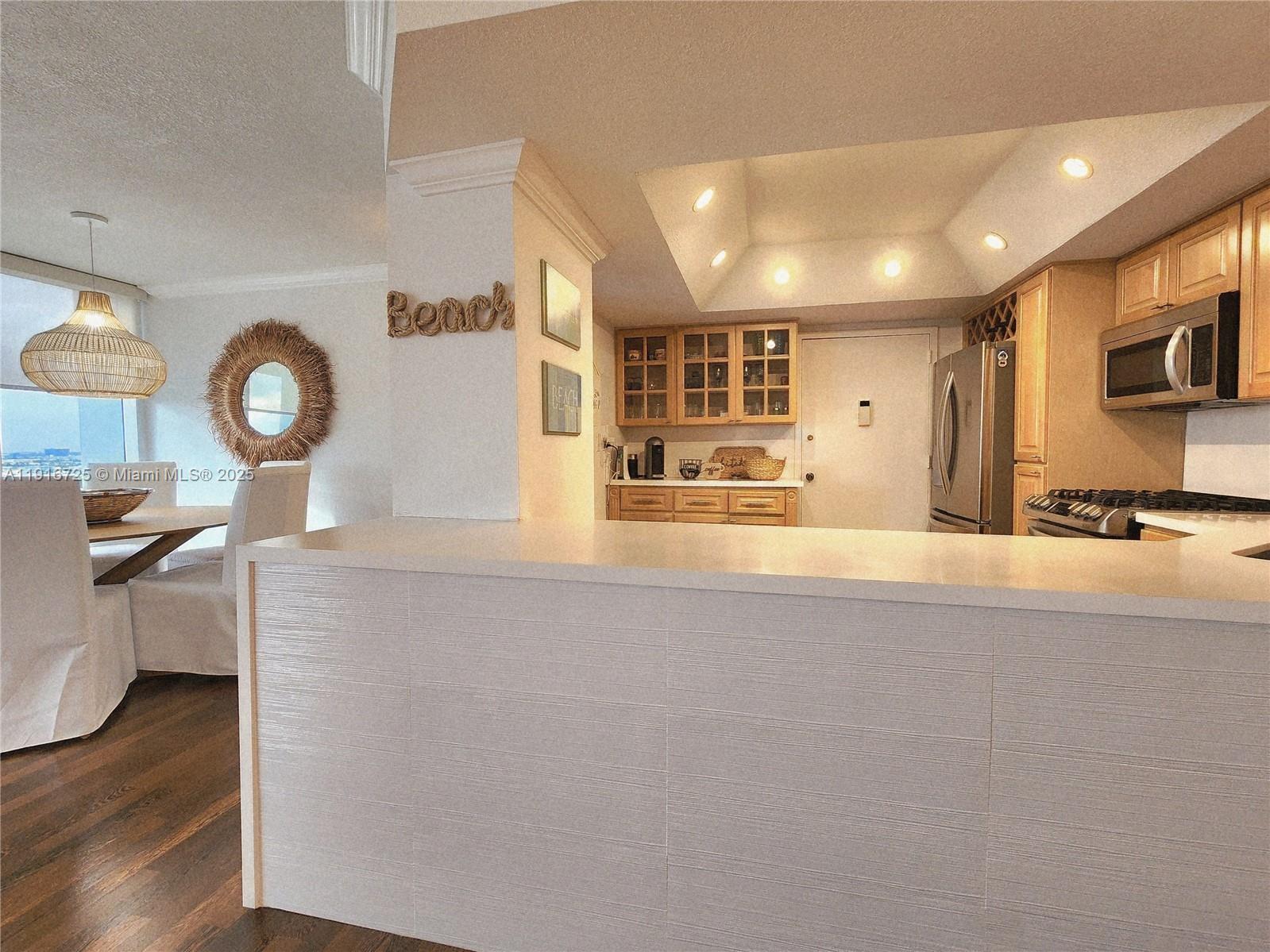 PARKER PLAZA CONDO ESTATE - Residential Lease