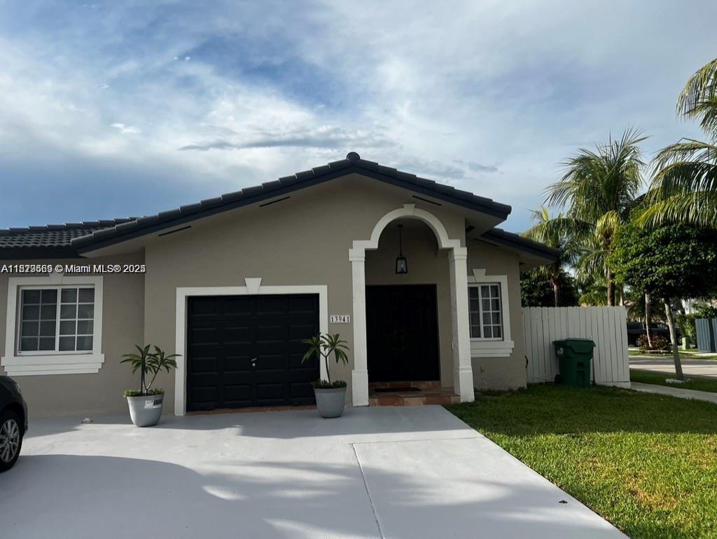 Rental Property at 13941 Sw 13th St, Miami, Broward County, Florida - Bedrooms: 3 
Bathrooms: 2  - $4,000 MO.