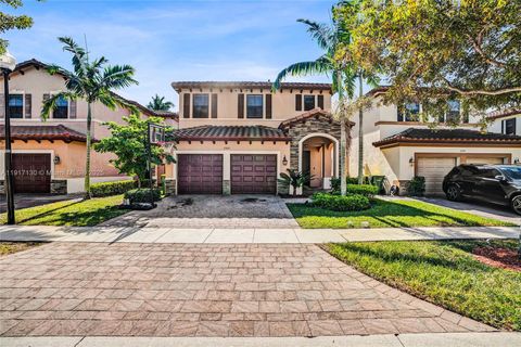 2502 NE 1st St Homestead FL 33033