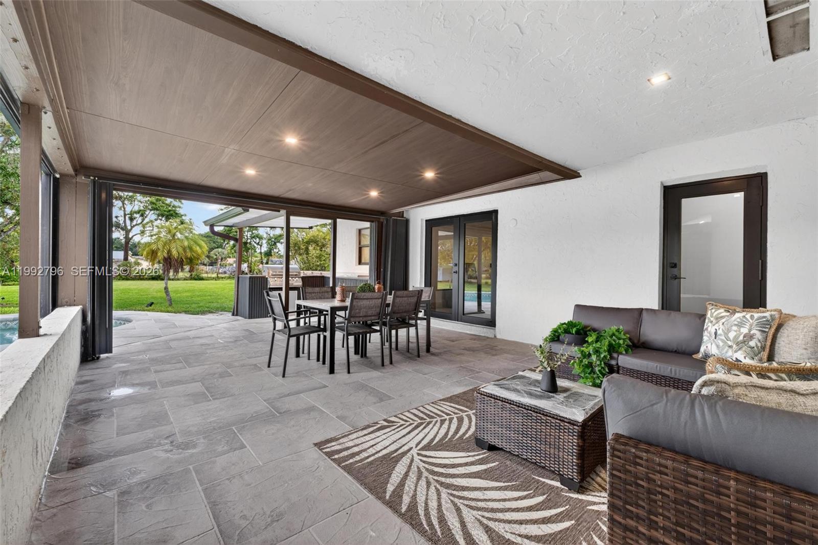 FLA FRUIT LANDS CO - Residential