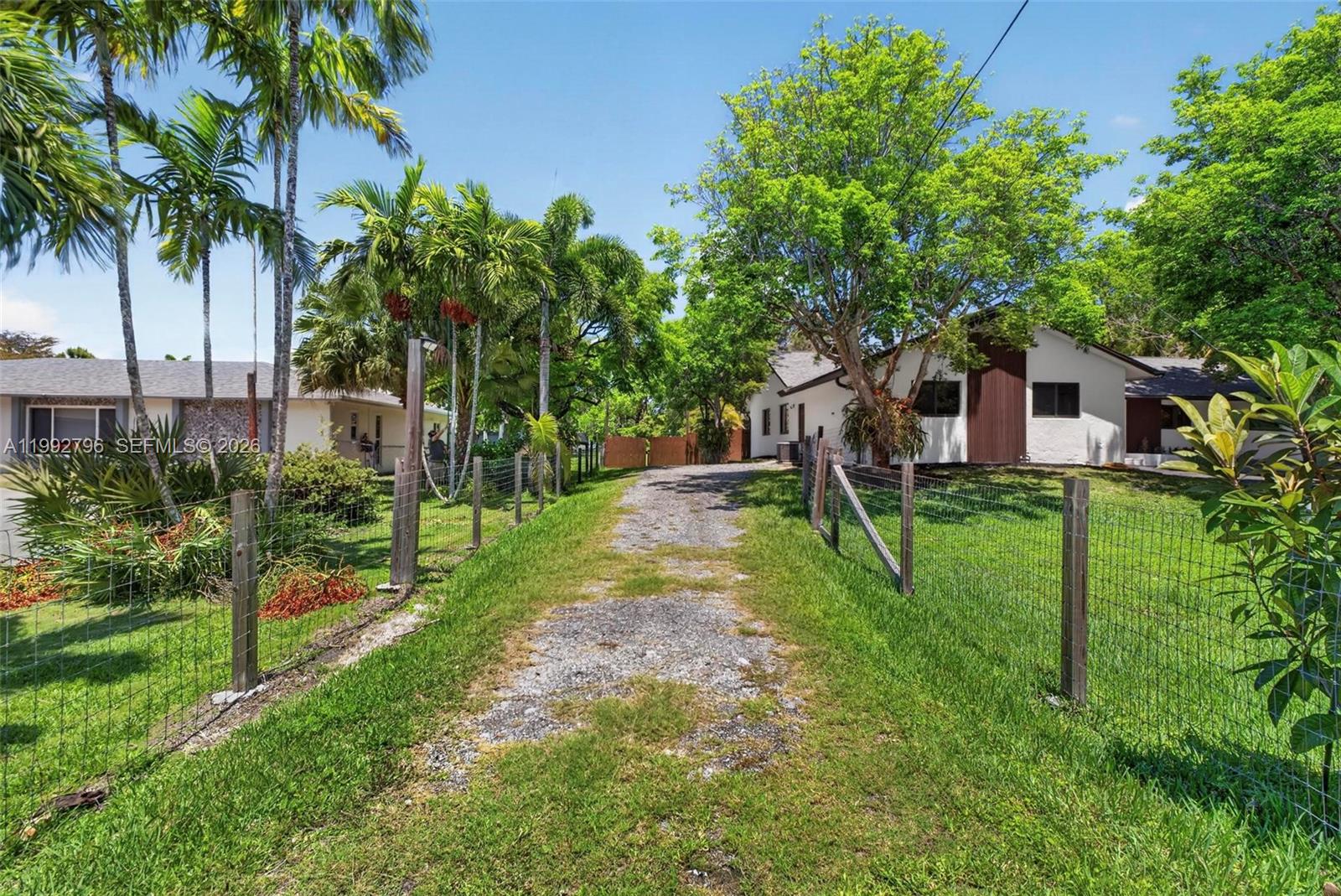 FLA FRUIT LANDS CO - Residential