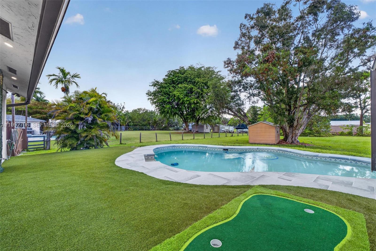 FLA FRUIT LANDS CO - Residential