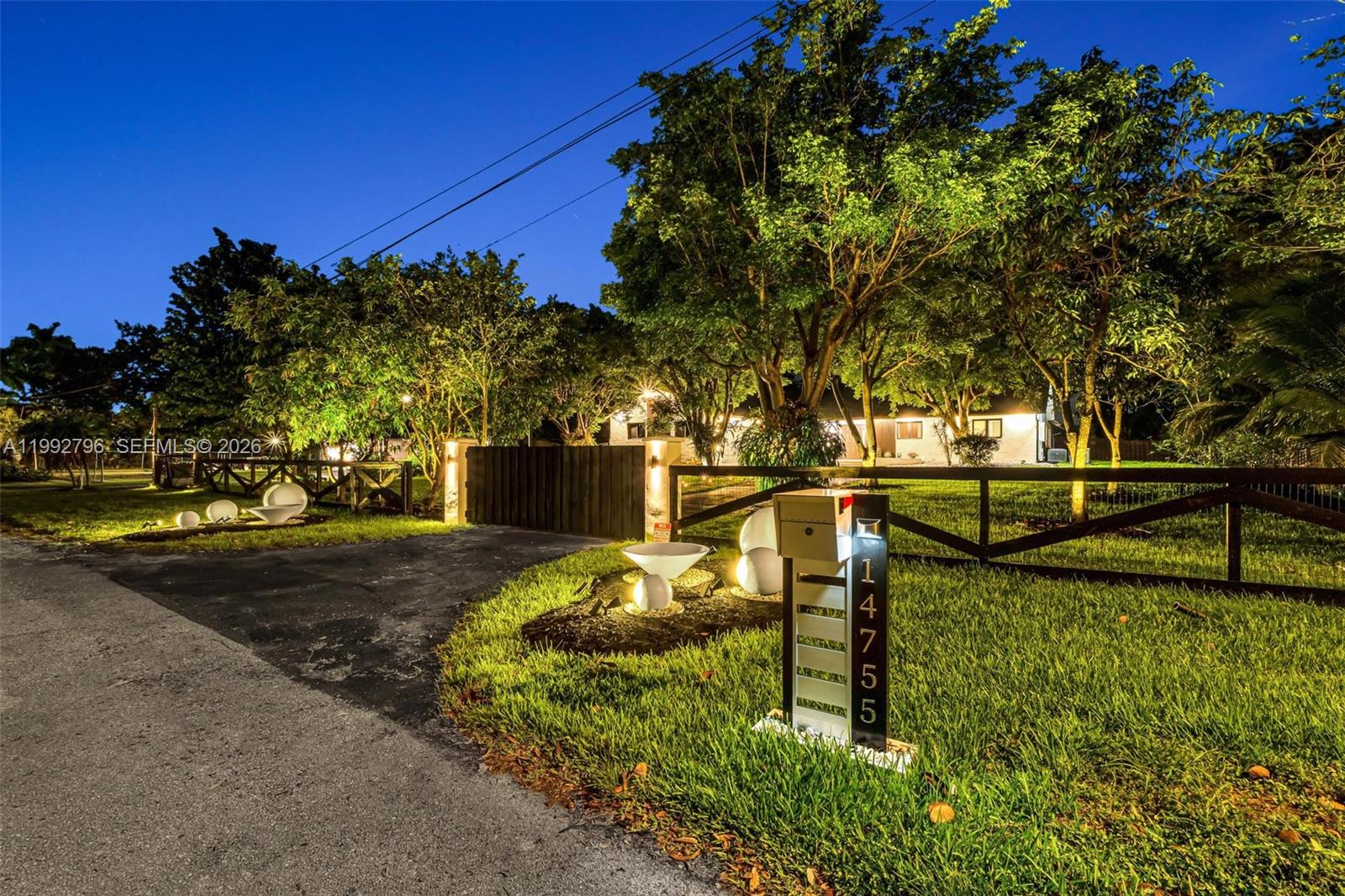 FLA FRUIT LANDS CO - Residential