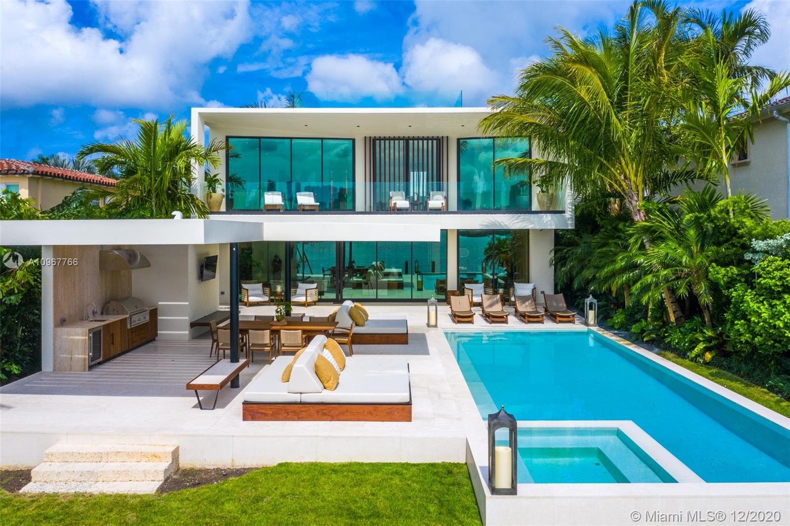 SAN MARINO ISLAND - Residential