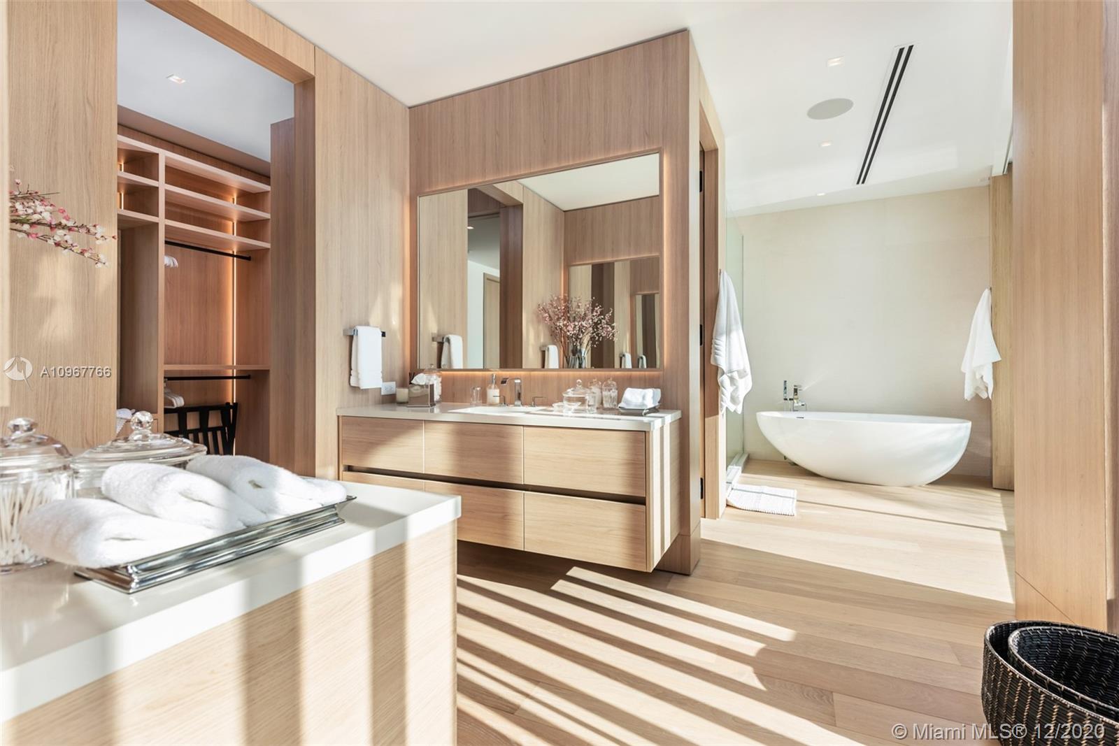 SAN MARINO ISLAND - Residential