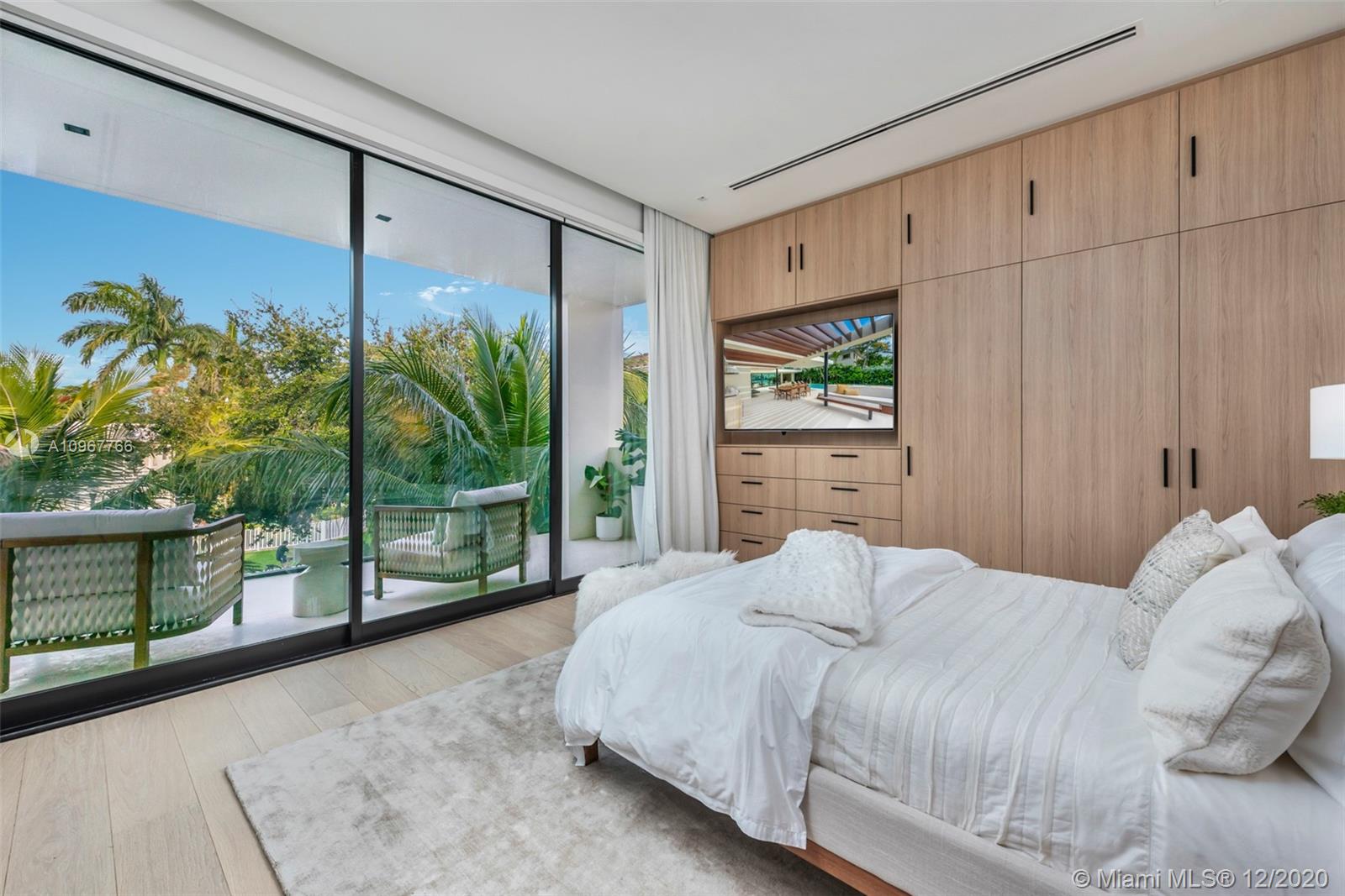 SAN MARINO ISLAND - Residential