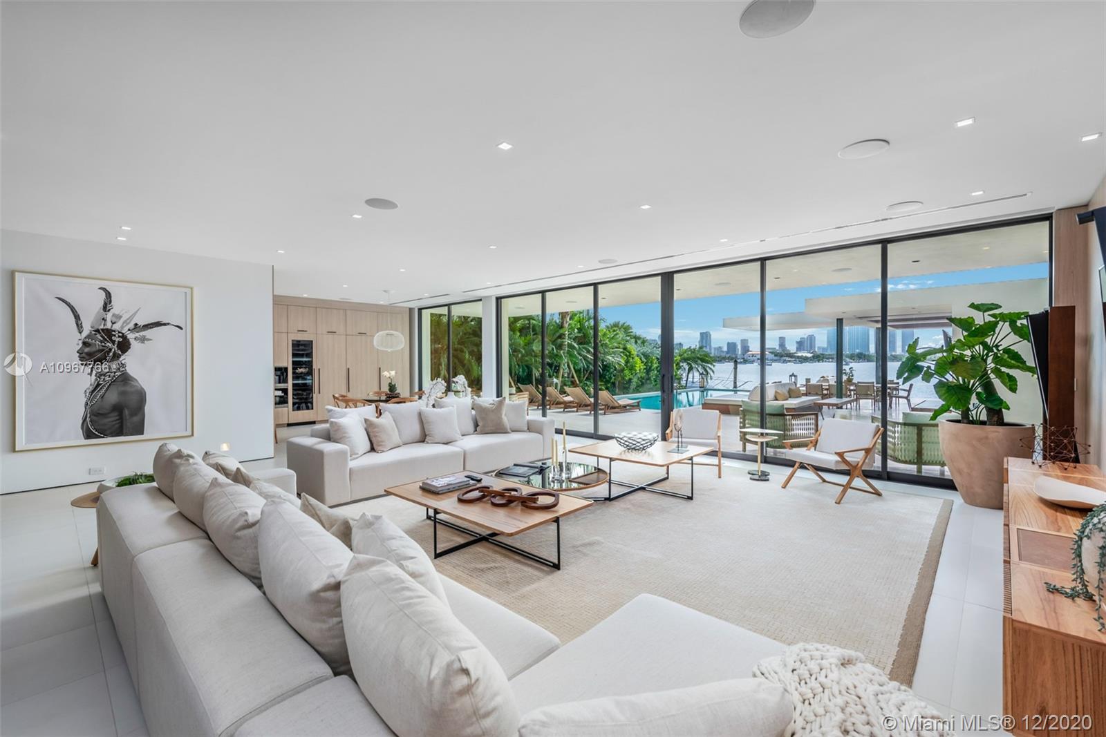 SAN MARINO ISLAND - Residential