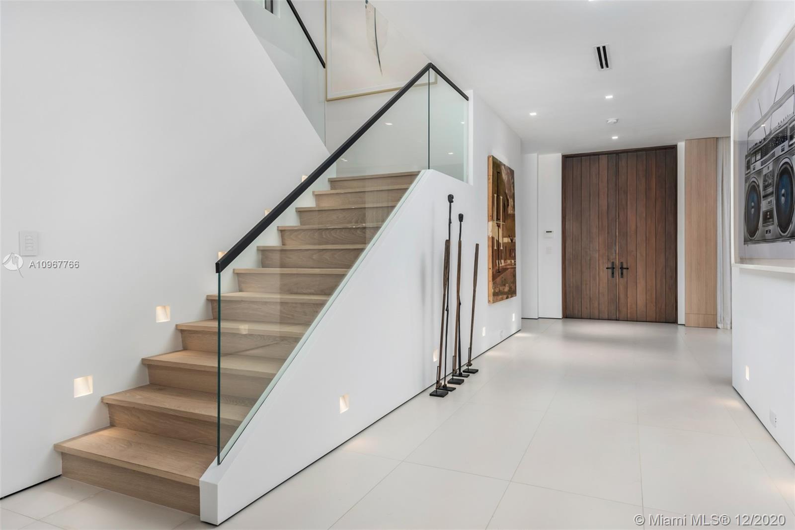 SAN MARINO ISLAND - Residential