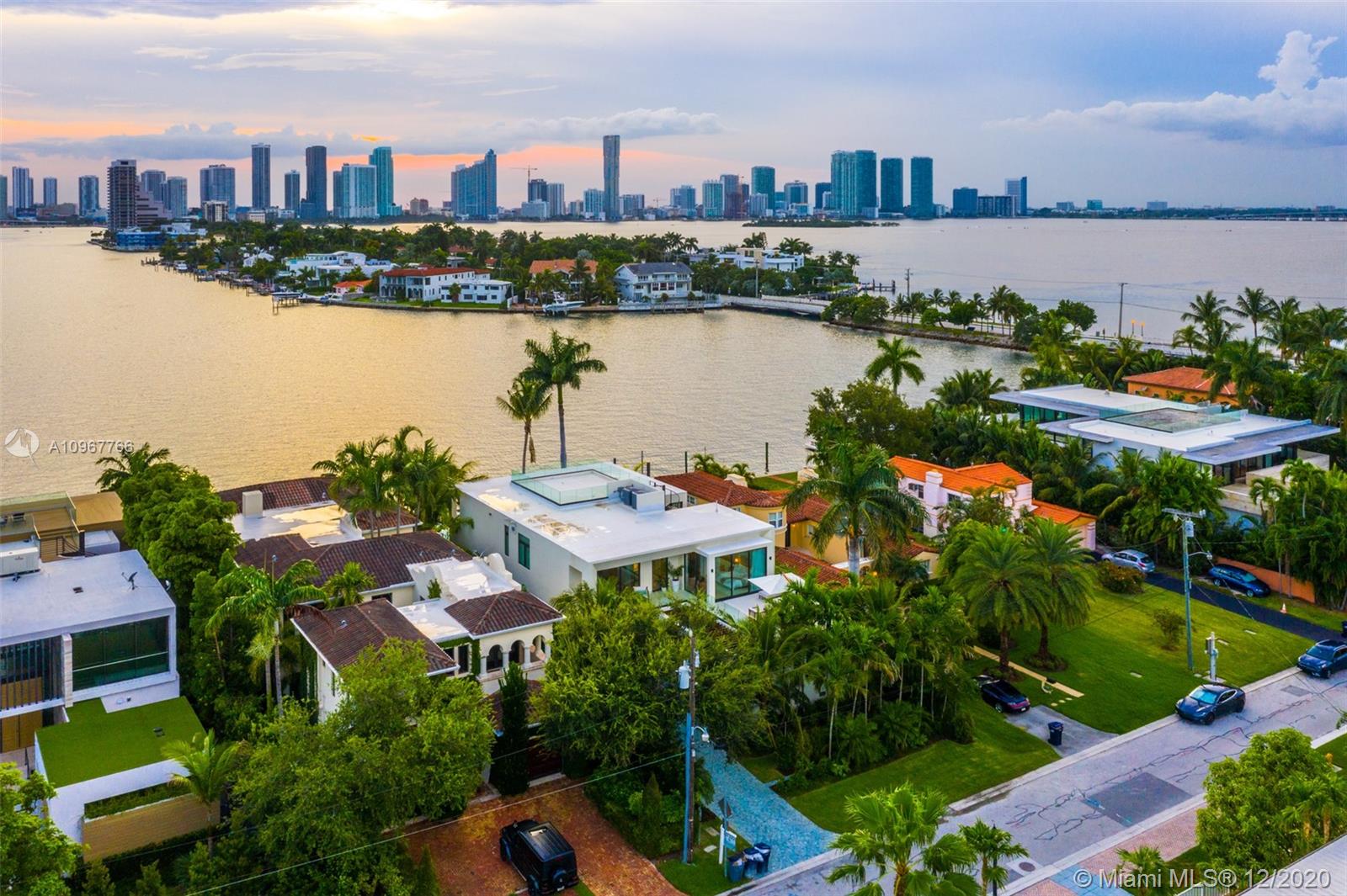 SAN MARINO ISLAND - Residential