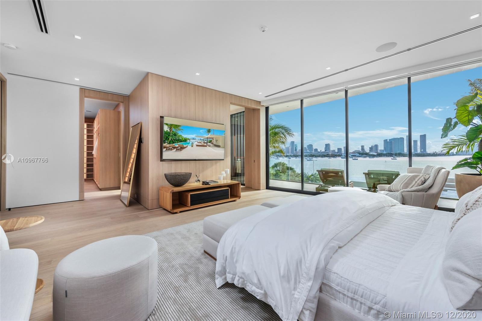 SAN MARINO ISLAND - Residential