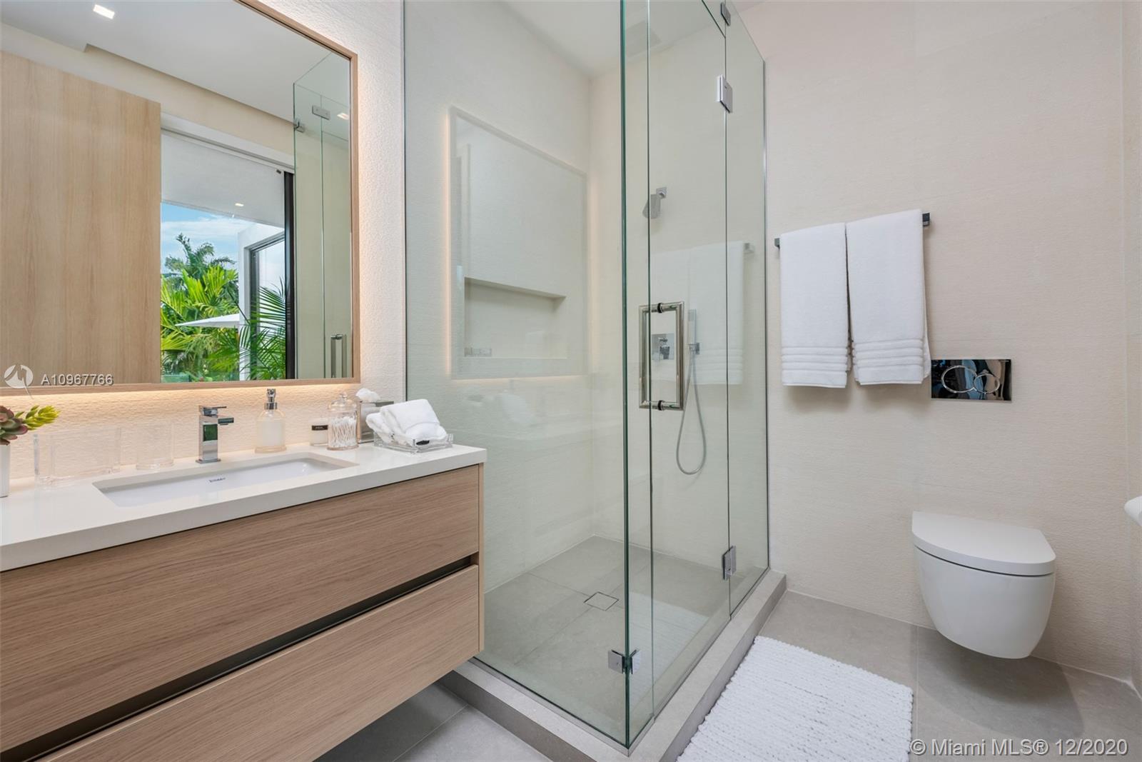 SAN MARINO ISLAND - Residential