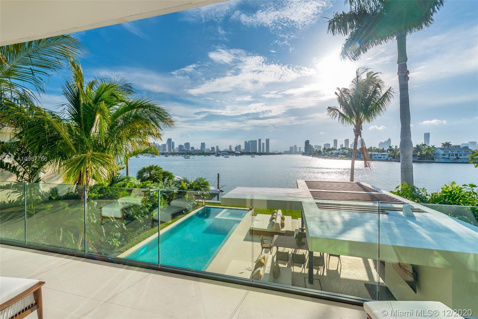 SAN MARINO ISLAND - Residential