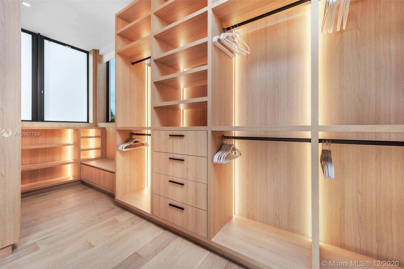 SAN MARINO ISLAND - Residential