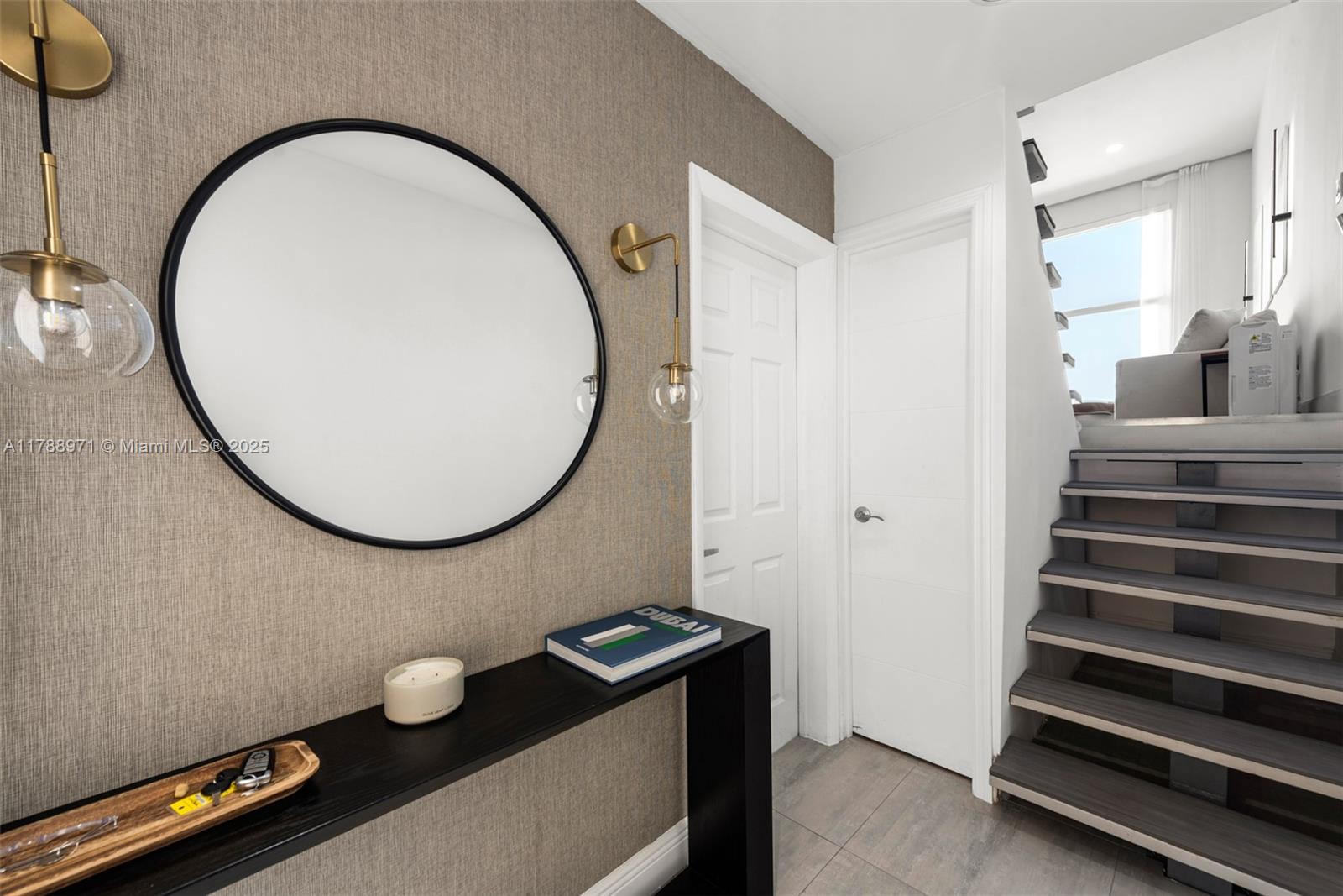 VILLAS ON THE BAY CONDO - Residential