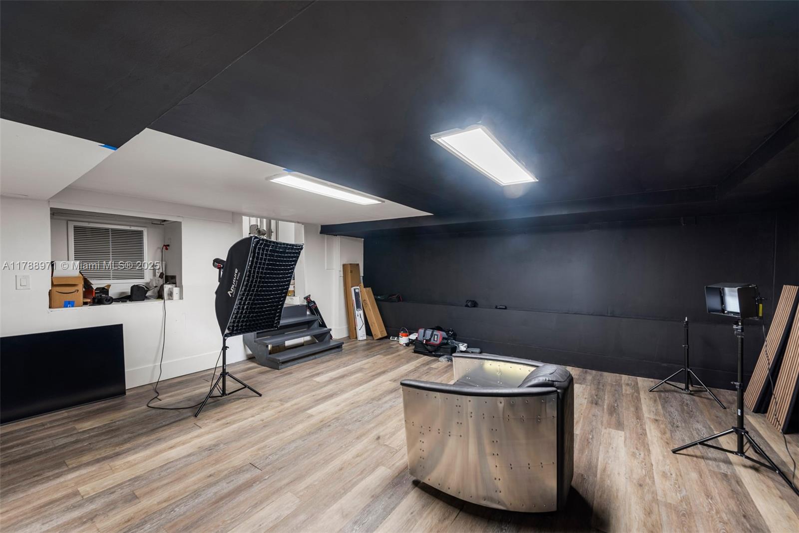 VILLAS ON THE BAY CONDO - Residential