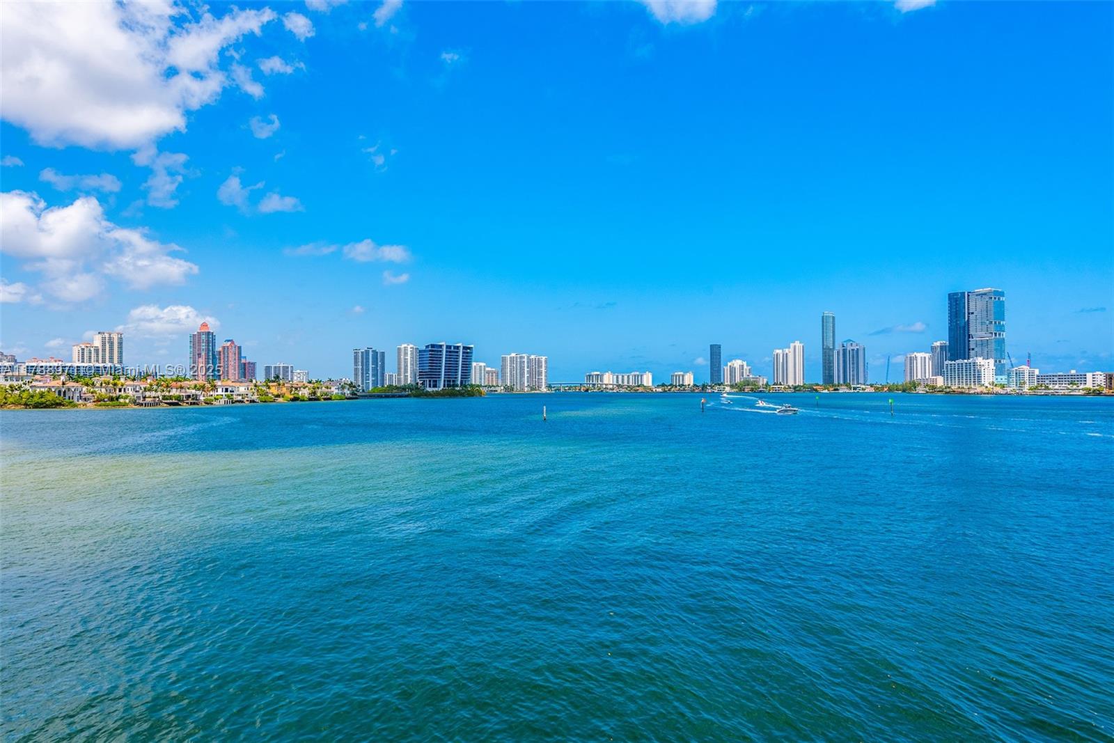 VILLAS ON THE BAY CONDO - Residential