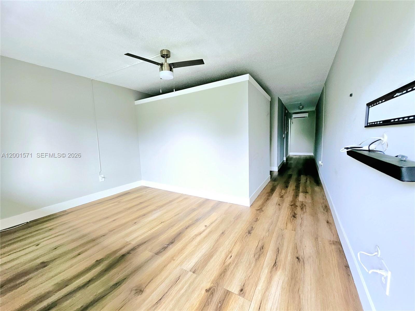 LAUDERDALE - Residential Lease