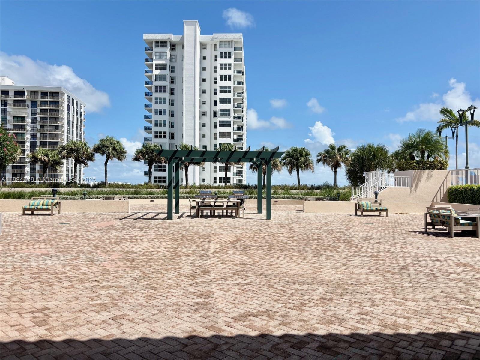 TIDES AT BRIDGESIDE SQUAR - Residential Lease