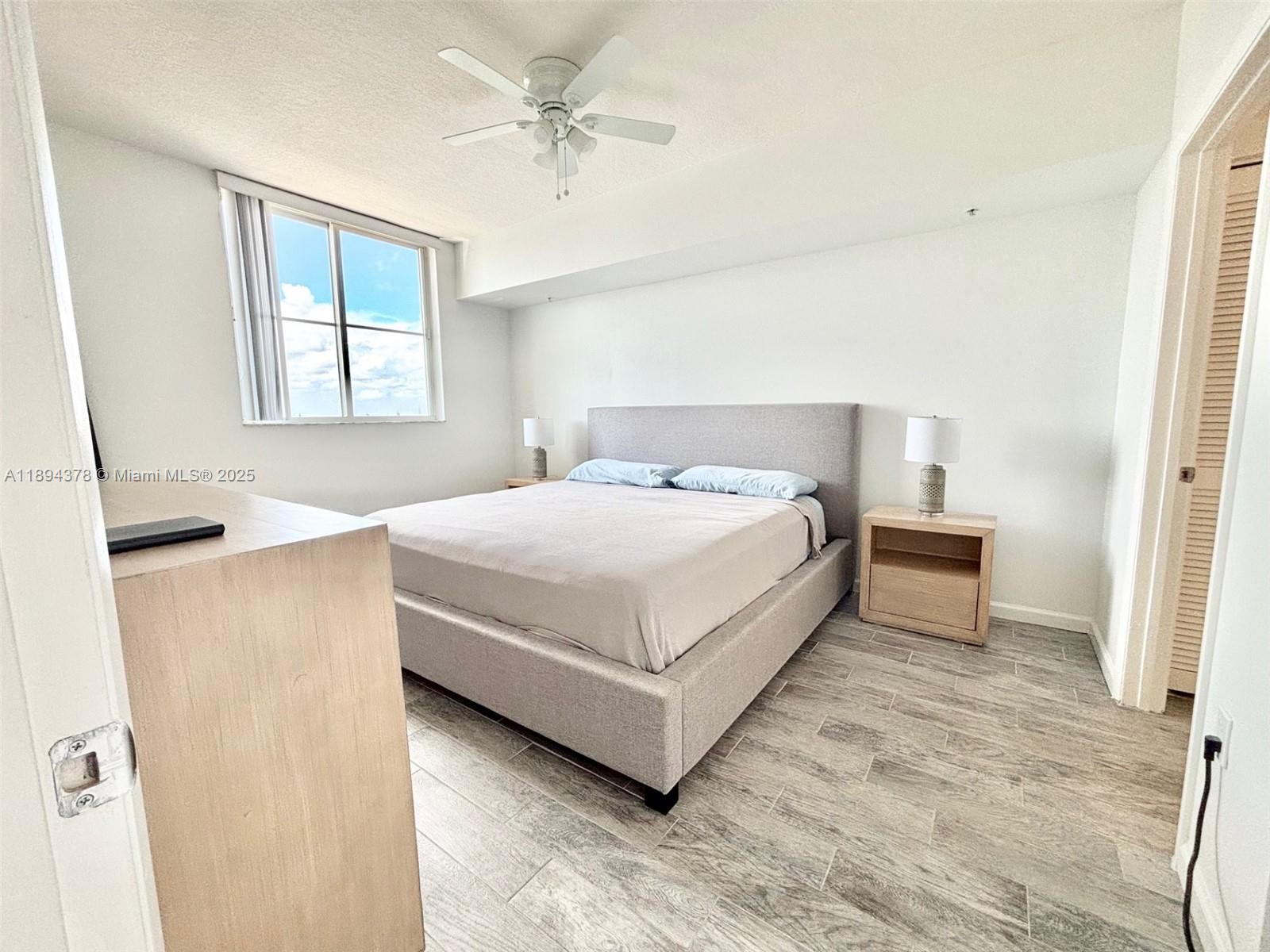 TIDES AT BRIDGESIDE SQUAR - Residential Lease