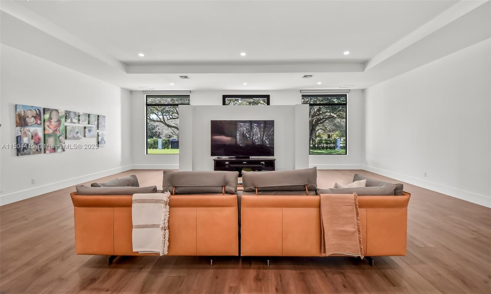 CHAMBERS SUB SE1/4 - Residential