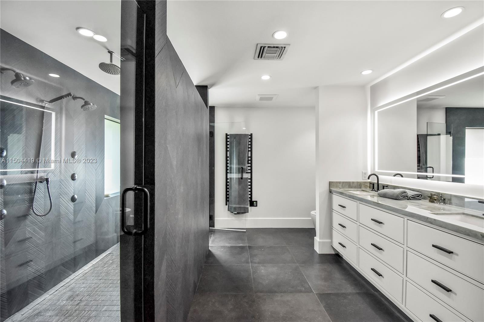 CHAMBERS SUB SE1/4 - Residential