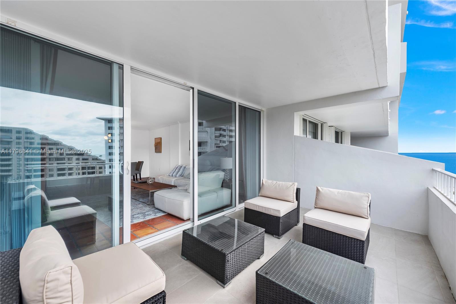 199 Ocean Lane Dr 1007