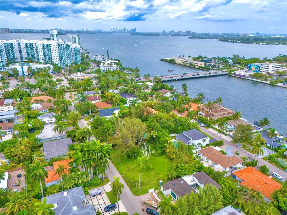 Best value for prime Single-Family zoned land inside of the gated and prestigious North Bay Island with Approved Plans— North Bay Village is an island paradise that is emerging as the crown jewel of Miami-Dade, with over 10 new developments to come into the city in the next 5 years. Enjoy the benefits of easy island living, and the convenience of being in a thriving metropolis.
Building Plans approved for a modern 5,000+ SQFT single-family home, with a swimming pool, and roof deck. Inquire for more details.