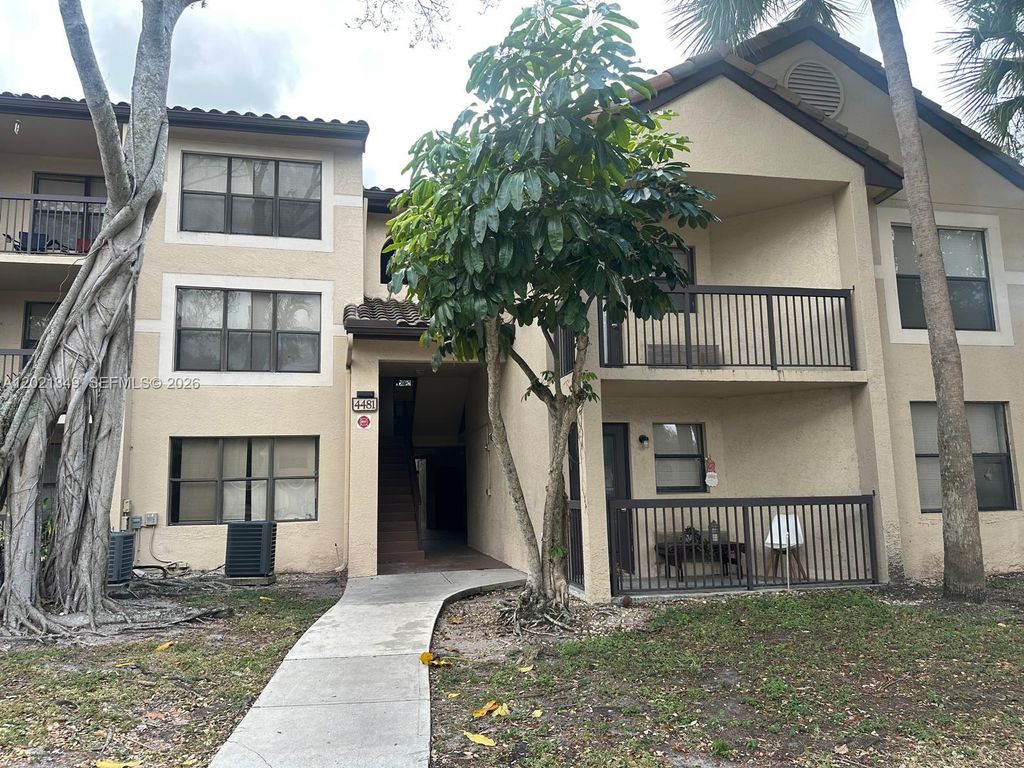 Photo of 4481 W Mcnab Rd #37, Pompano Beach, FL 33069 (MLS # A12021349)