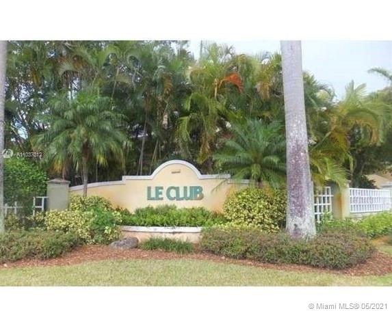 LE CLUB AT OLD CUTLER CON - Residential Lease