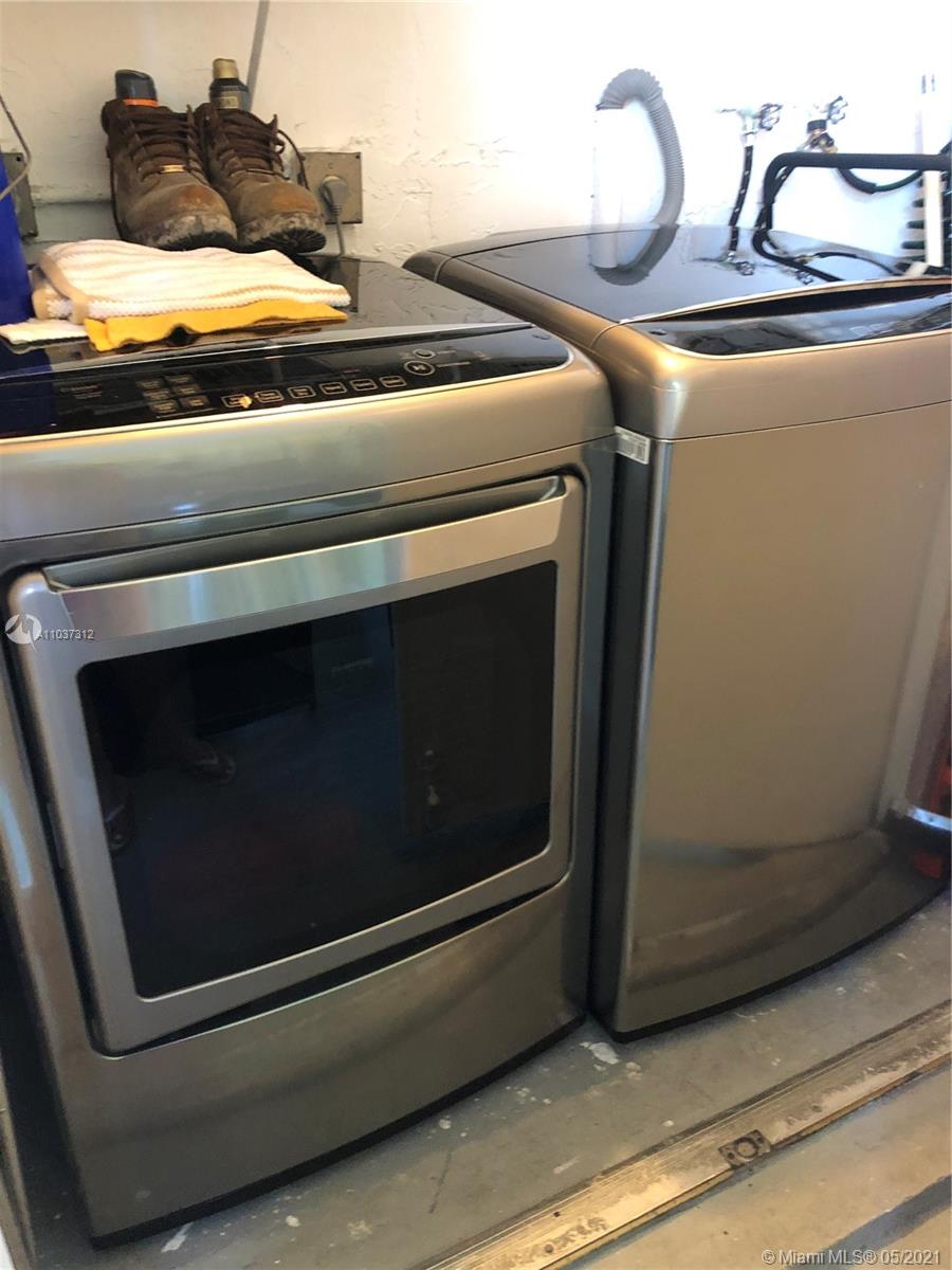 LE CLUB AT OLD CUTLER CON - Residential Lease