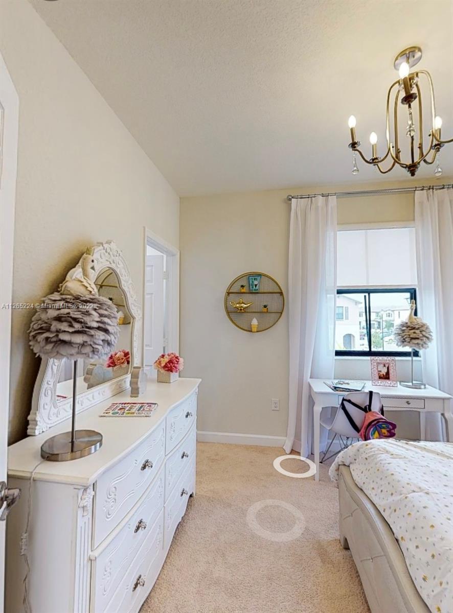 AQUABELLA NORTH - Residential Lease