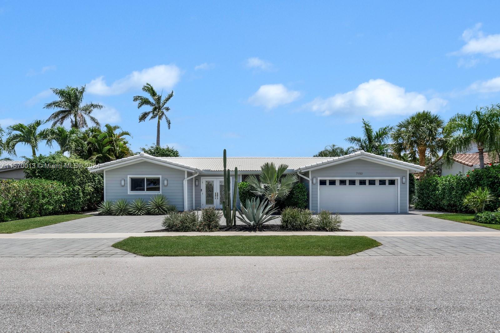 BOCA HARBOUR - Residential