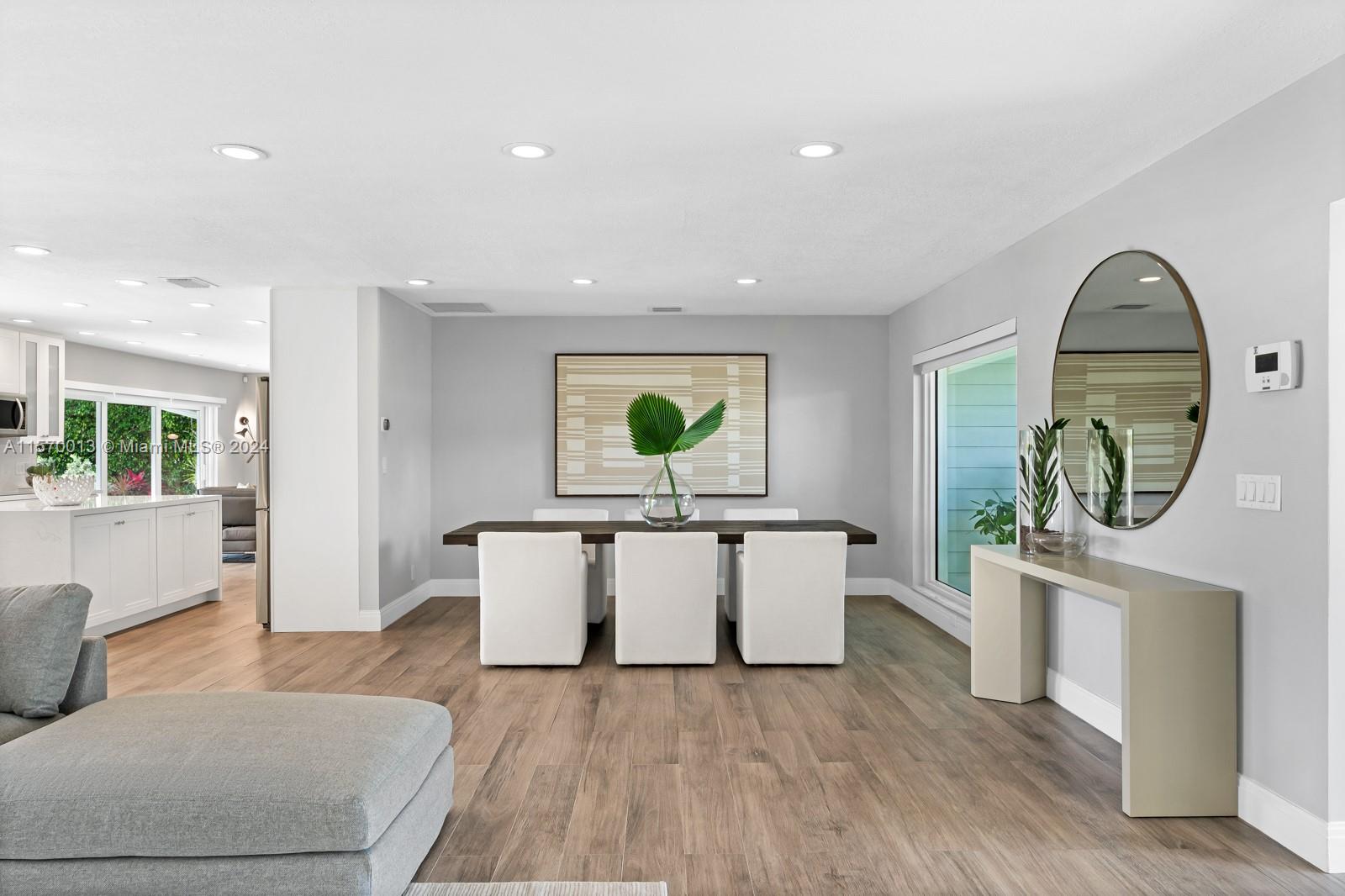 BOCA HARBOUR - Residential