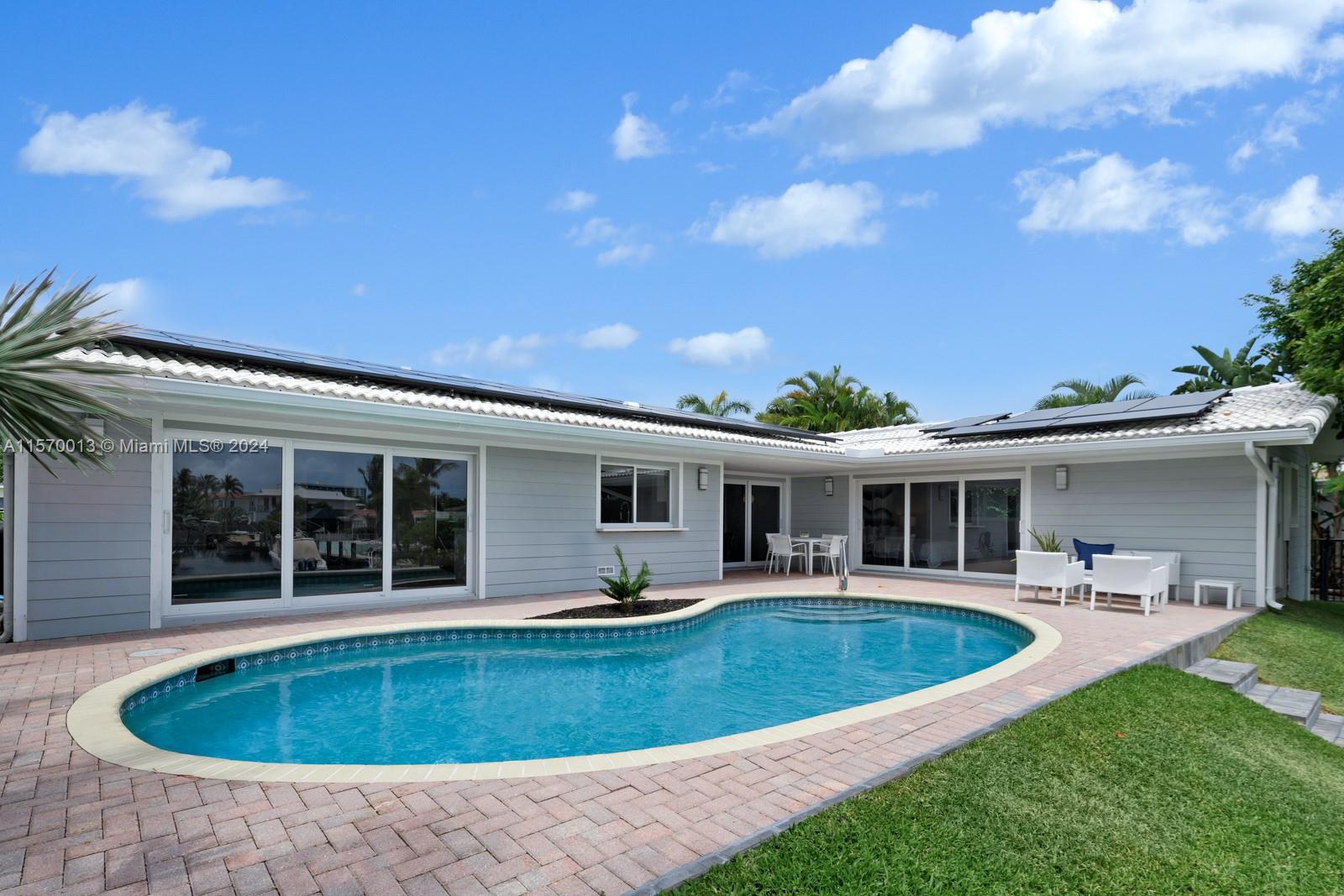 BOCA HARBOUR - Residential