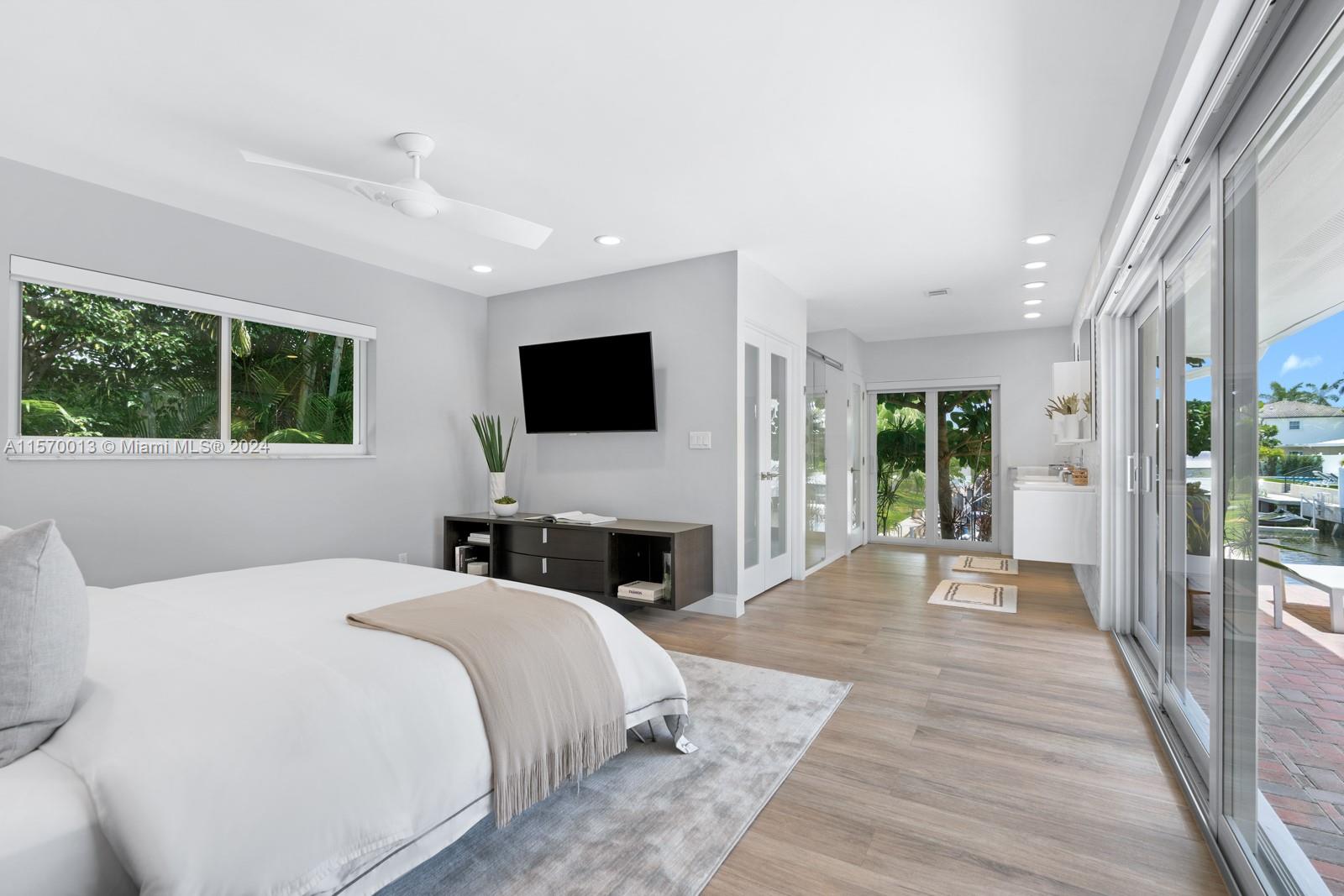 BOCA HARBOUR - Residential