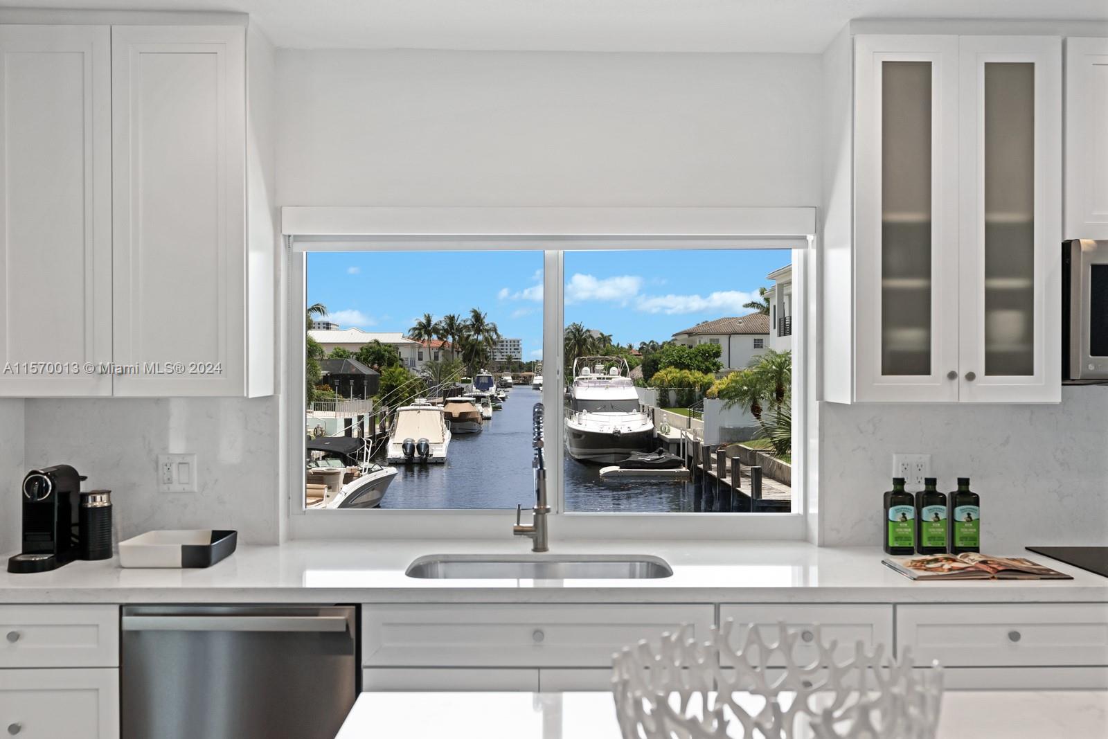 BOCA HARBOUR - Residential