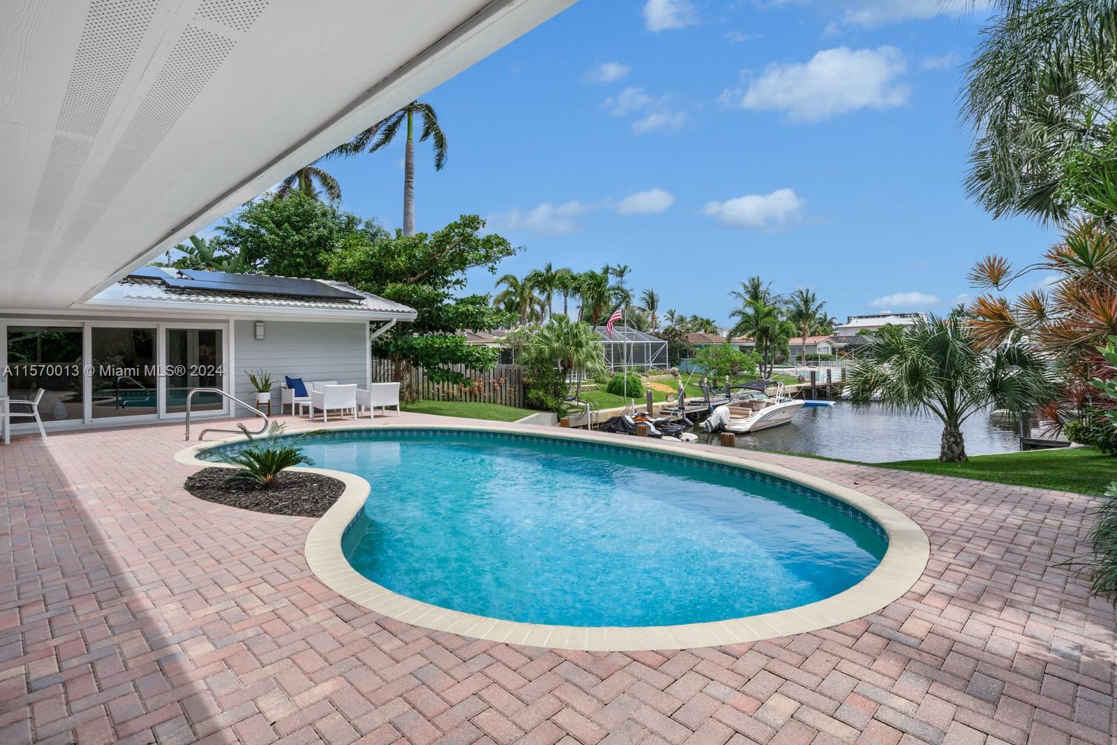 BOCA HARBOUR - Residential