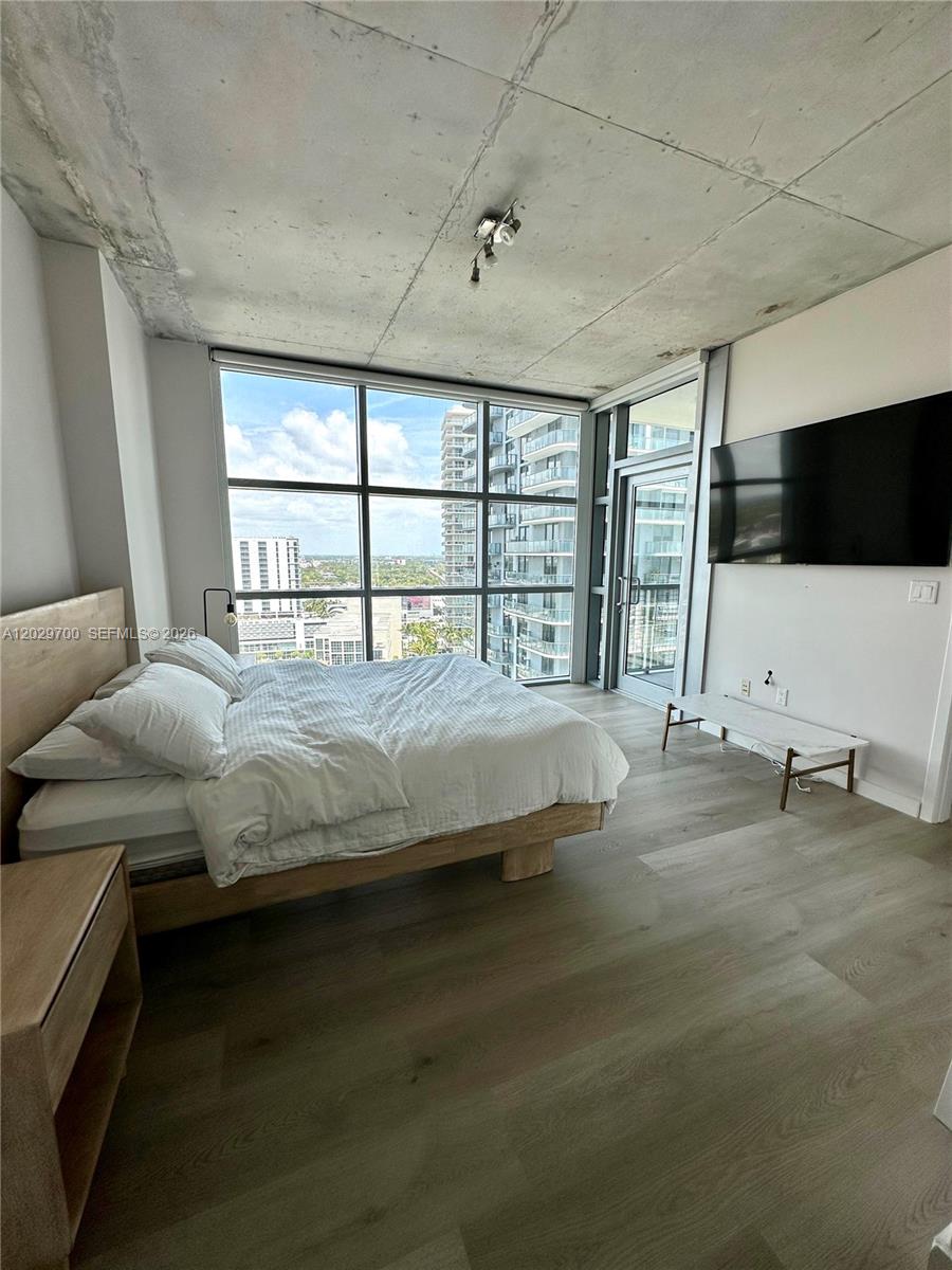 FOUR MIDTOWN MIAMI CONDO - Residential