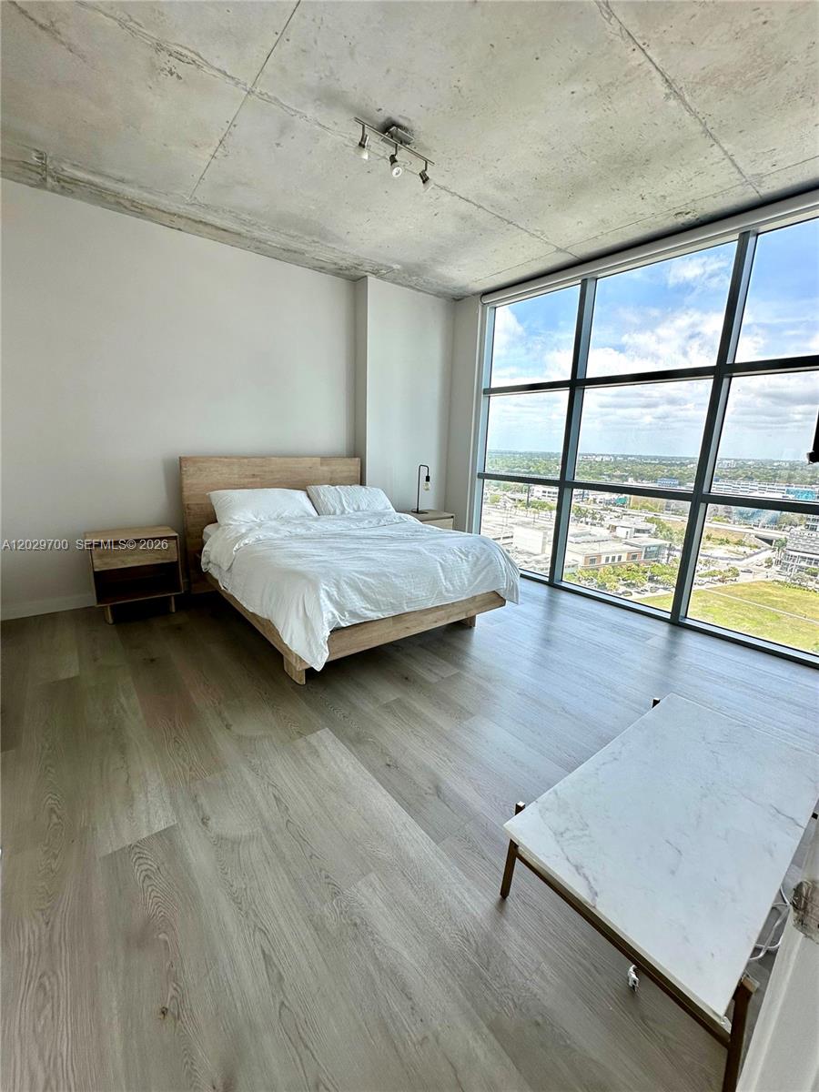FOUR MIDTOWN MIAMI CONDO - Residential